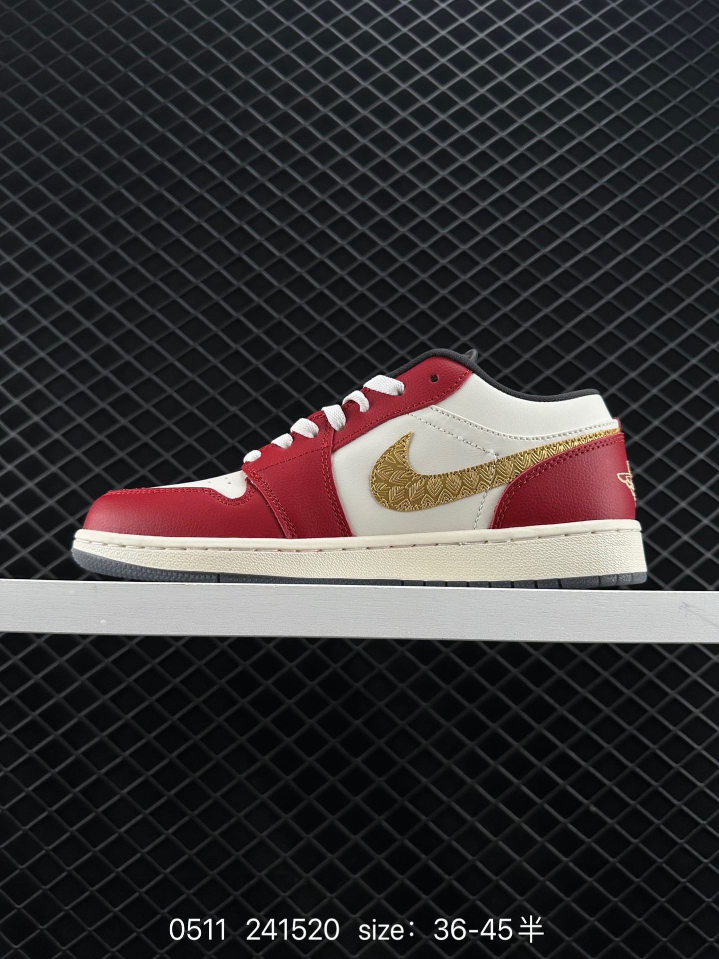 Jordan 1 Low ”Year of the Dragon“